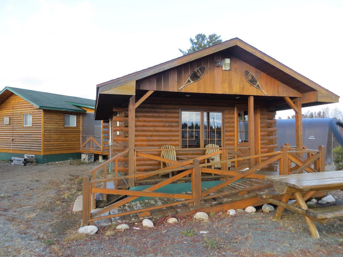 Nine Pine Cottage Miramichi Exterior photo